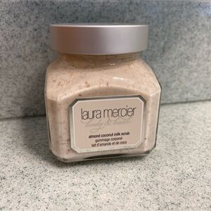 Laura Mercier Body & Bath Almond Coconut Milk Scrub 6 Oz / 150 mL New